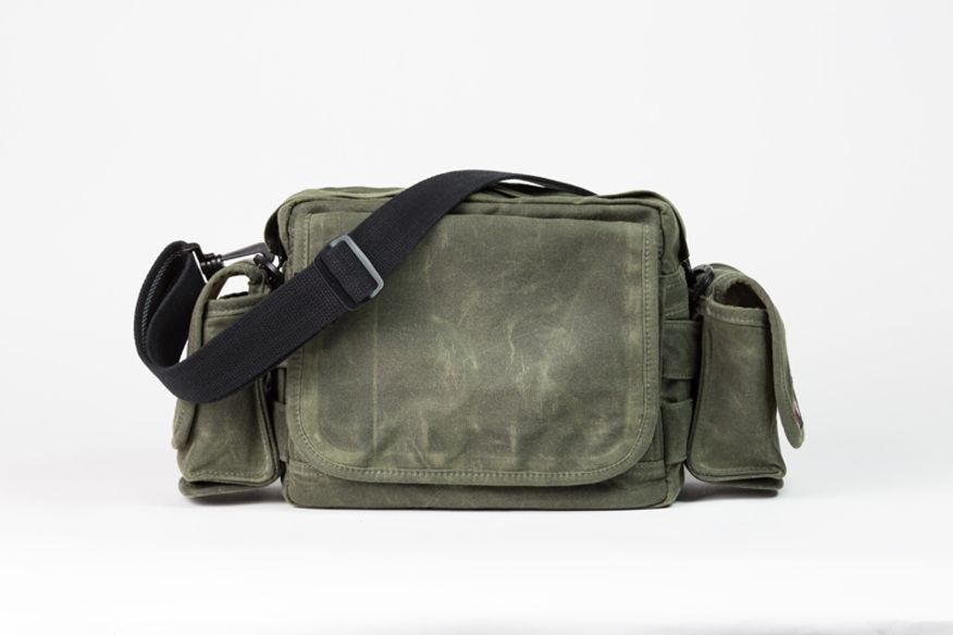 Domke Crosstown Courier Bag Military/Black