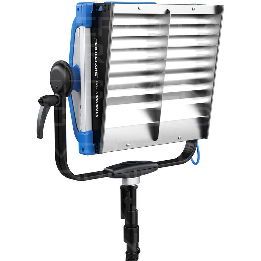 SkyBender SkyPanel S30