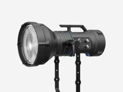  Maxima 3 LED 5600K Fresnel + S-Mount Kit