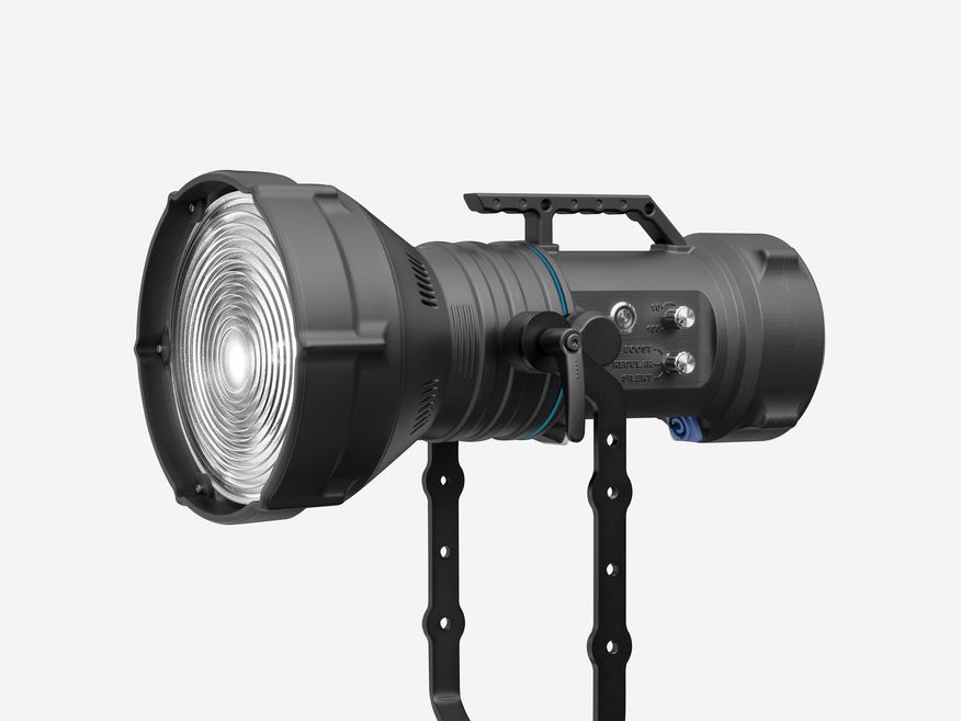  Maxima 3 LED 5600K Fresnel + S-Mount Kit