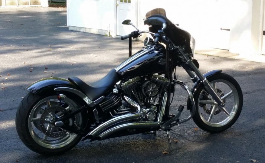 Kåpa Batwing Harley-Davidson