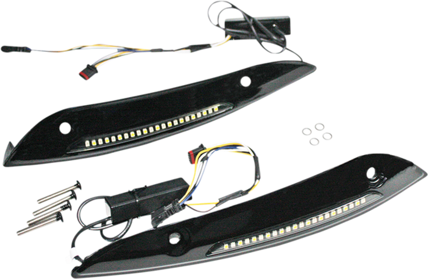 Genesis® 4 Dynamic LED Road Glide® Windshield Trim