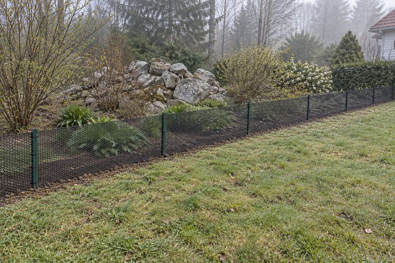 Hoggormgjerde 60 cm &times; 50 m &ndash; komplett sett mot hoggorm